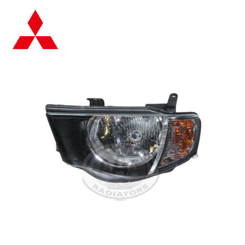 Genuine  RIGHT HEADLIGHT fits  MITSUBISHI OUTLANDER 8301B556 / 8301C410