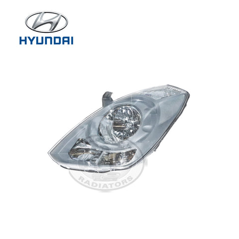 GENUINE HEADLIGHT FITS HYUNDAI iLOAD - RH (921024H030)