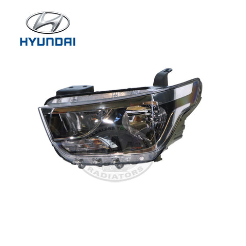 GENUINE HEADLIGHT FITS HYUNDAI iLOAD - RH (921024H520)