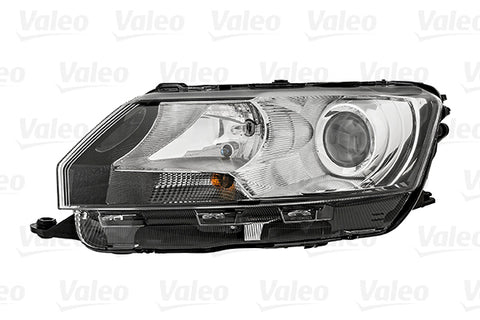 VALEO Right Headlight Fits SKODA RAPID NH1 1.2L 12-19 045337