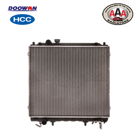 RADIATOR Fits HYUNDAI TERRACAN HP 3.5L 01-07 Petrol