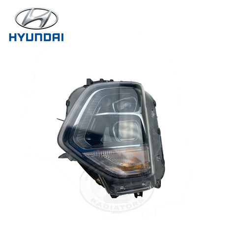 GENUINE HYUNDAI  HEADLIGHT RIGHT - 92102S1130