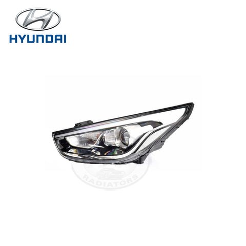 GENUINE HEADLIGHT FITS HYUNDAI - RH (921022S660)