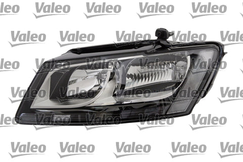 VALEO Right Headlight Fits AUDI Q5 8RB 08-17 044866