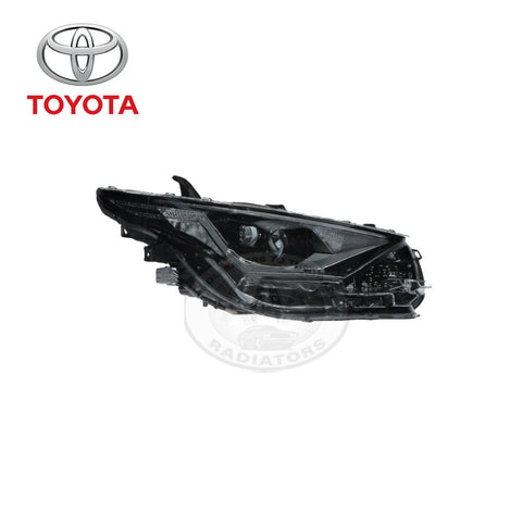 GENUINE TOYOTA HEADLIGHT RIGHT - 8113012K80